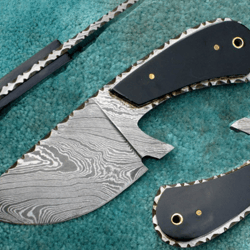 7.5" superior custom hand made damascus steel  skinner knife , hunting knife