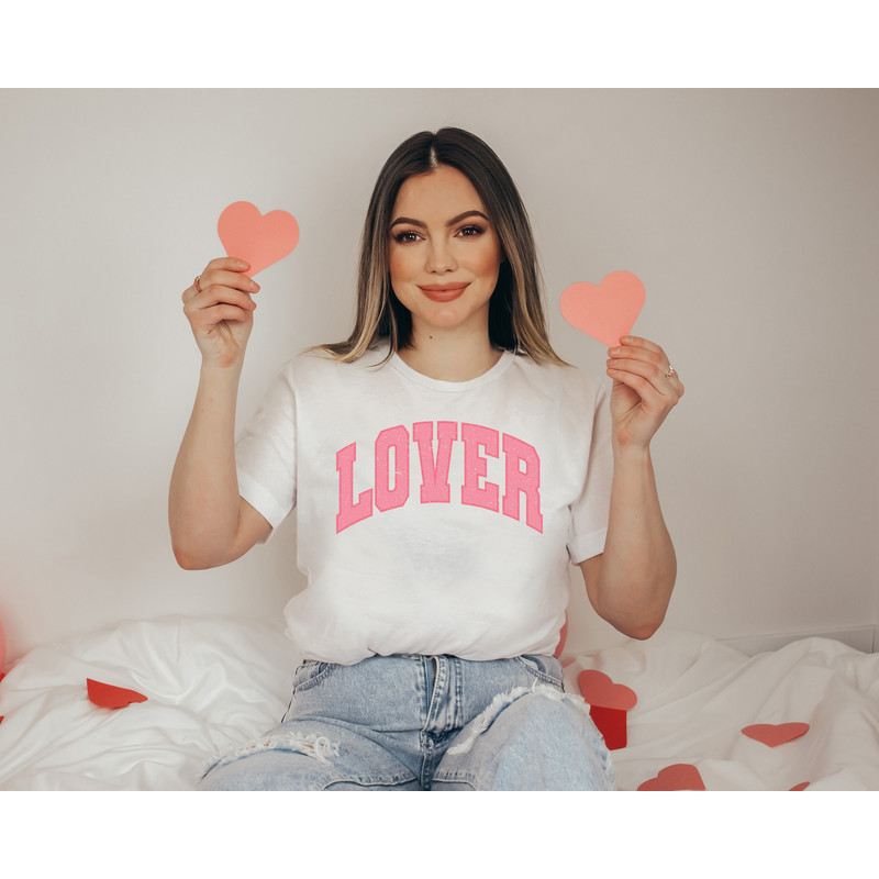 Comfort Retro Vintage Lover Shirt,Valentines Day Shirt,Valentines Day Gift For Her,Heart SweaterXOXO Hoodie,Gift For Couples,Husband Wifeyy - 3.jpg