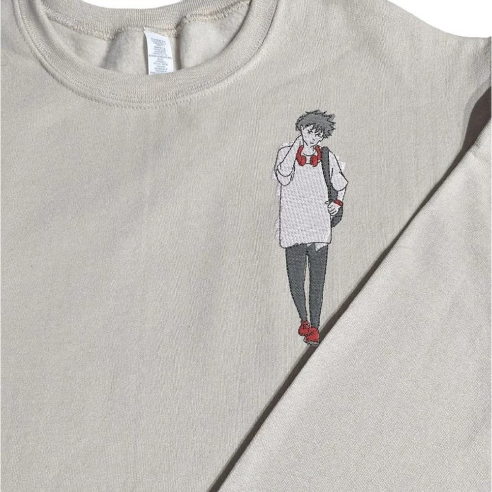 Chilling Embroidered Crewneck SweatshirtT-Shirt - 5.jpg