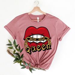 queen lips shirt, attractive queen lips shirt, beautiful girl has a red lips shirt, quee