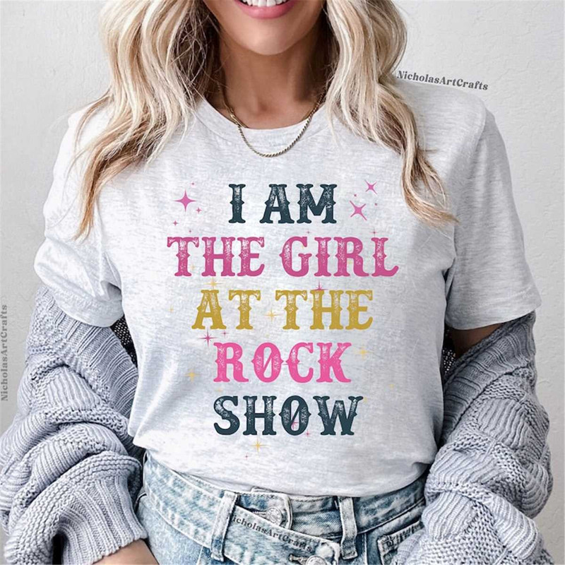 MR266202315488blink182shirtiamthegirlattherockshowblink182image1jpg