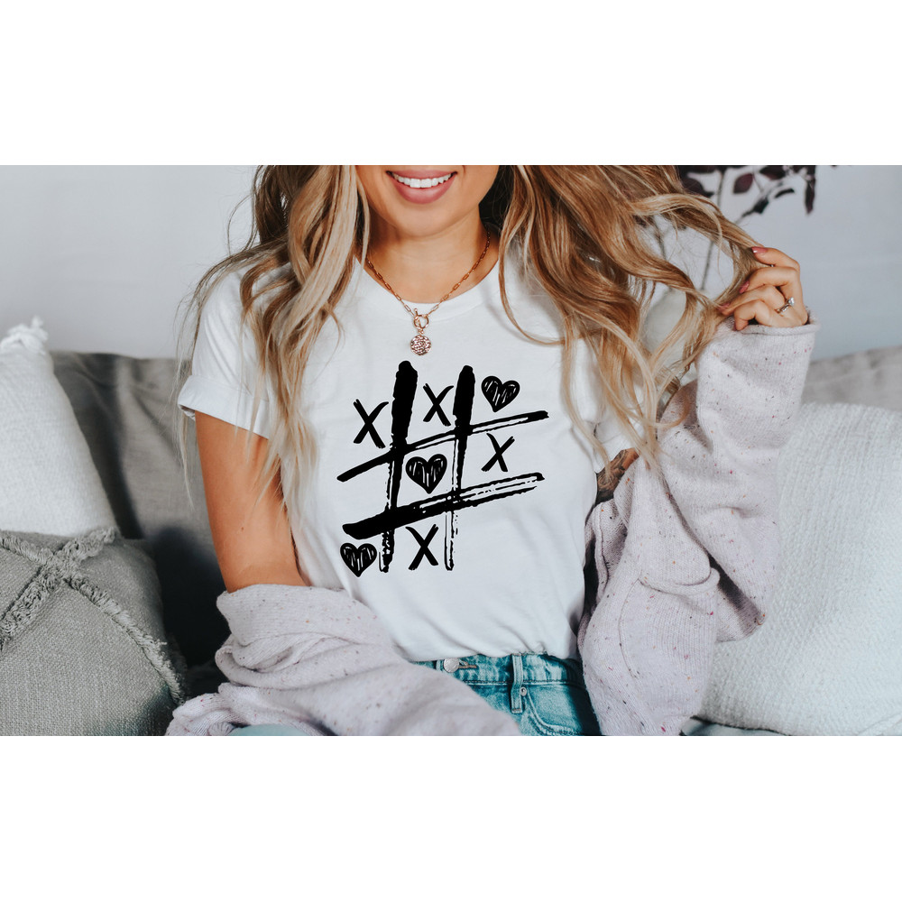 Valentine Tshirt,XOXO Tic Tac Toe Valentines Shirts for Women,Love Heart Cute Crewneck Pullover,Gift For Husband,Happy Valentines Day Outfit - 3.jpg