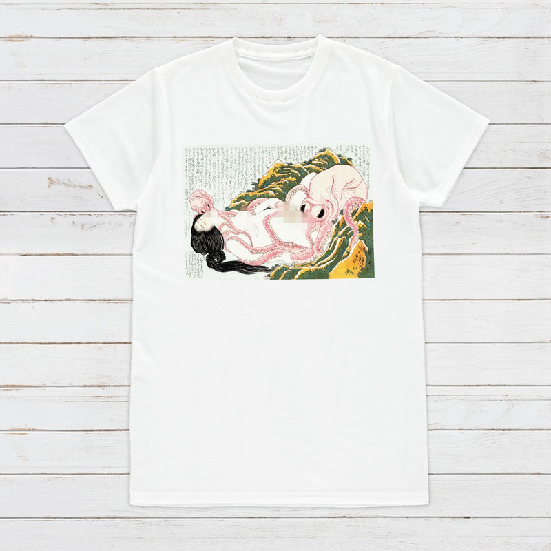 Japanese Ukiyo-e T Shirt Woodblock Art Hokusai Ama Diver Octopuses Shunga Tattoo Japan Kanji Calligraphy Womens Mens Graphic Printed Tee Top - 1.jpg
