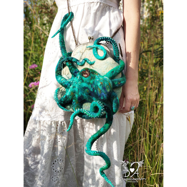 Turquoise octopus felted crossbody bag.jpg