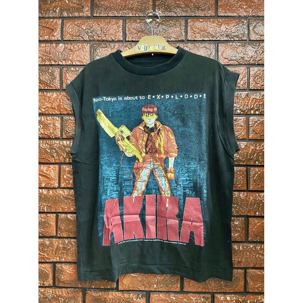 Distressed Akira Japanese Cyber Punk Anime 1988 Movie Poster Sleeveless T Shirt Japanese Cyberpunk Anime Pop Culture T Shirt Size L - 1.jpg
