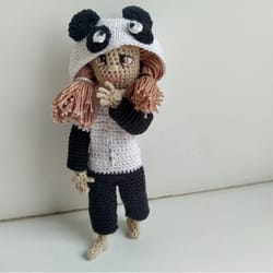 crochet pattern: tiny panda doll wire framework inside, pose-able doll