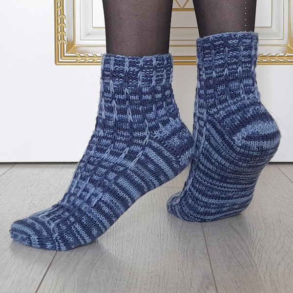PDF Knitting Pattern, Women Socks Pattern, Striped Socks.png