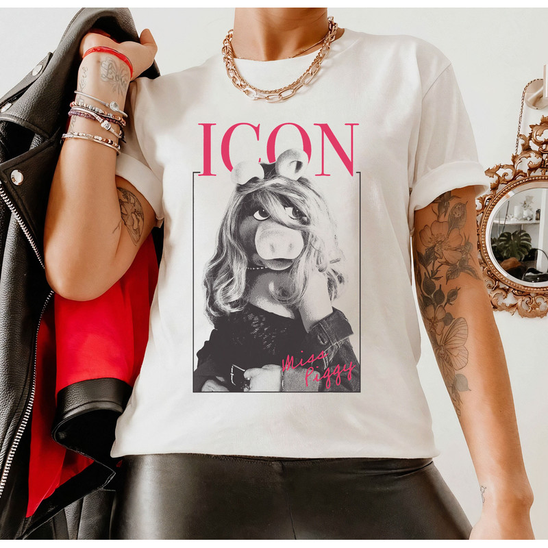 Disney Muppets Miss Piggy Icon Poster T-Shirt, Family Matching Tee Disneyland Trip Gift Unisex Adult T-shirt Kid T-shirt - 1.jpg