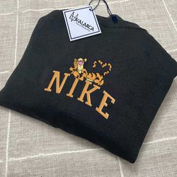 nike x tigger embroidered sweatshirt, brand embroidered sweatshirt, brand embroidered crewneck, custom brand embroidered