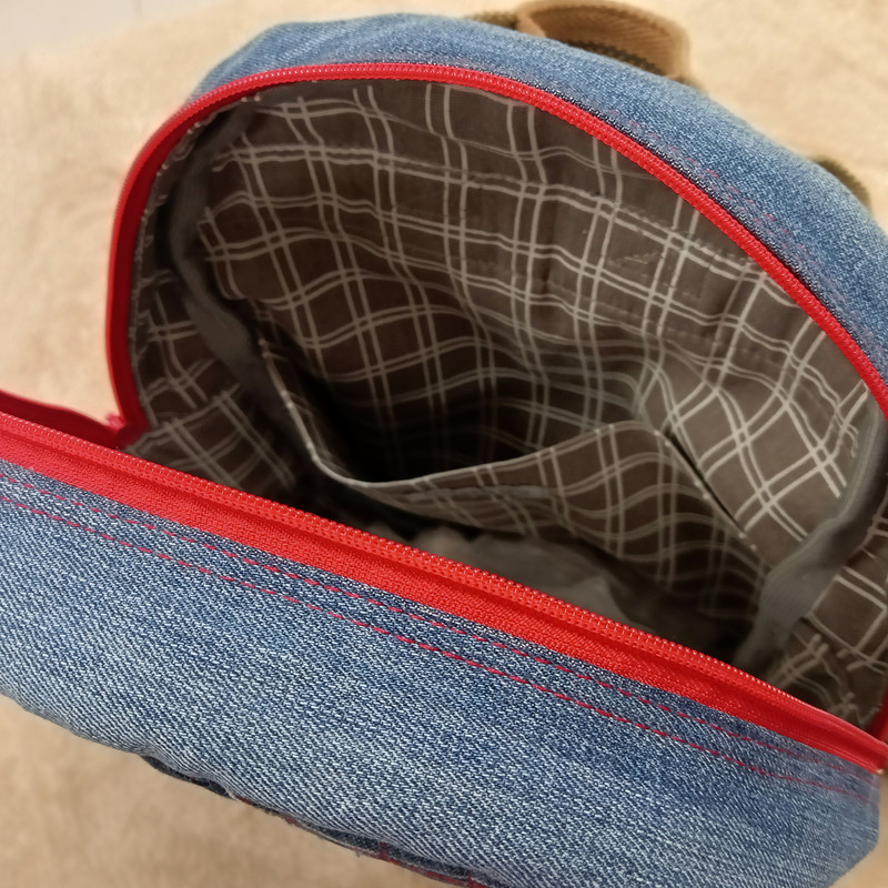 IMG20230616144524jpgInside lined in 100 gray cotton checkered