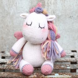 Unicorn knitting pattern