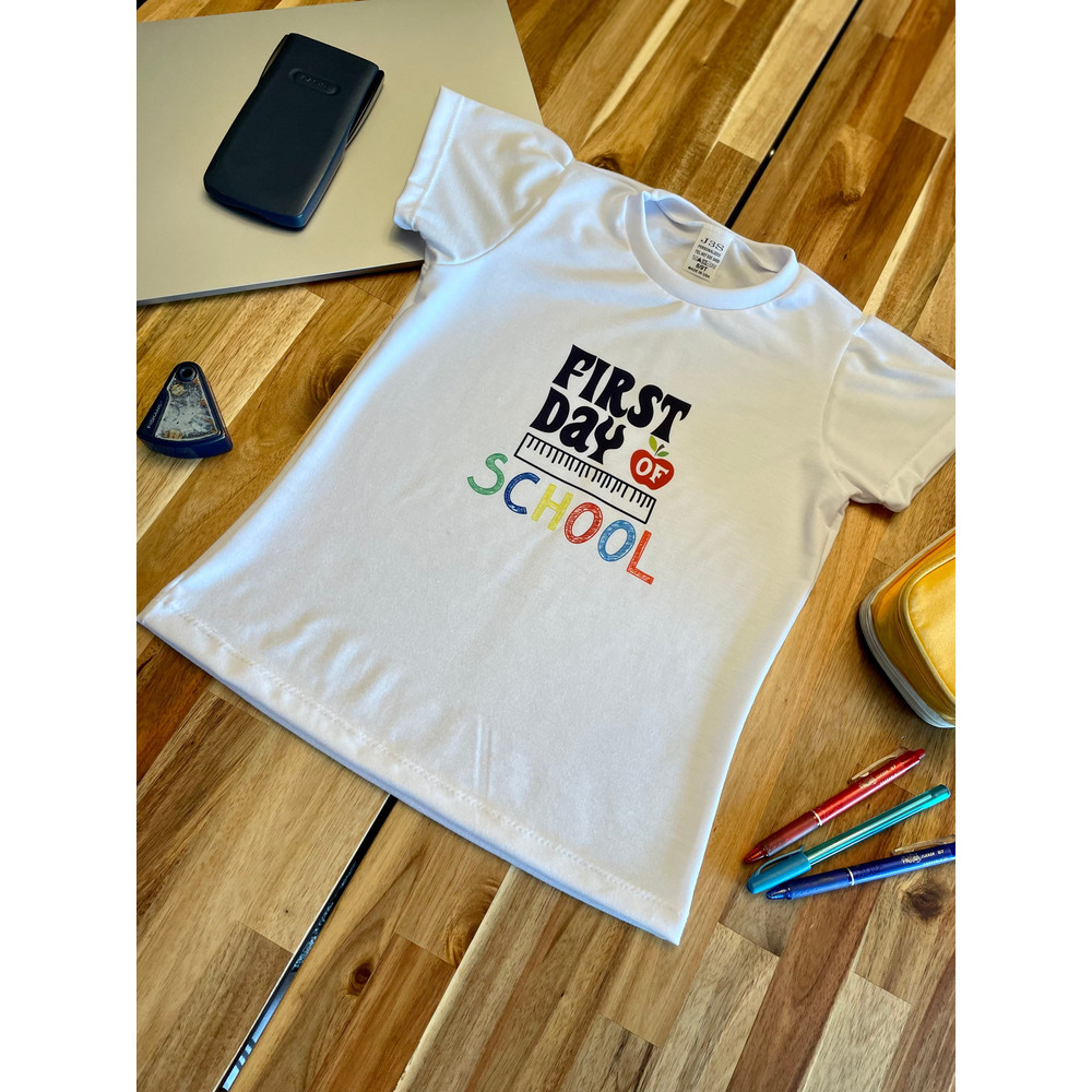 Back to school theme T-shirt, Personalized back to theme, Back to school favors, Back to school personalized T-shirts, Kids personalized - 1.jpg