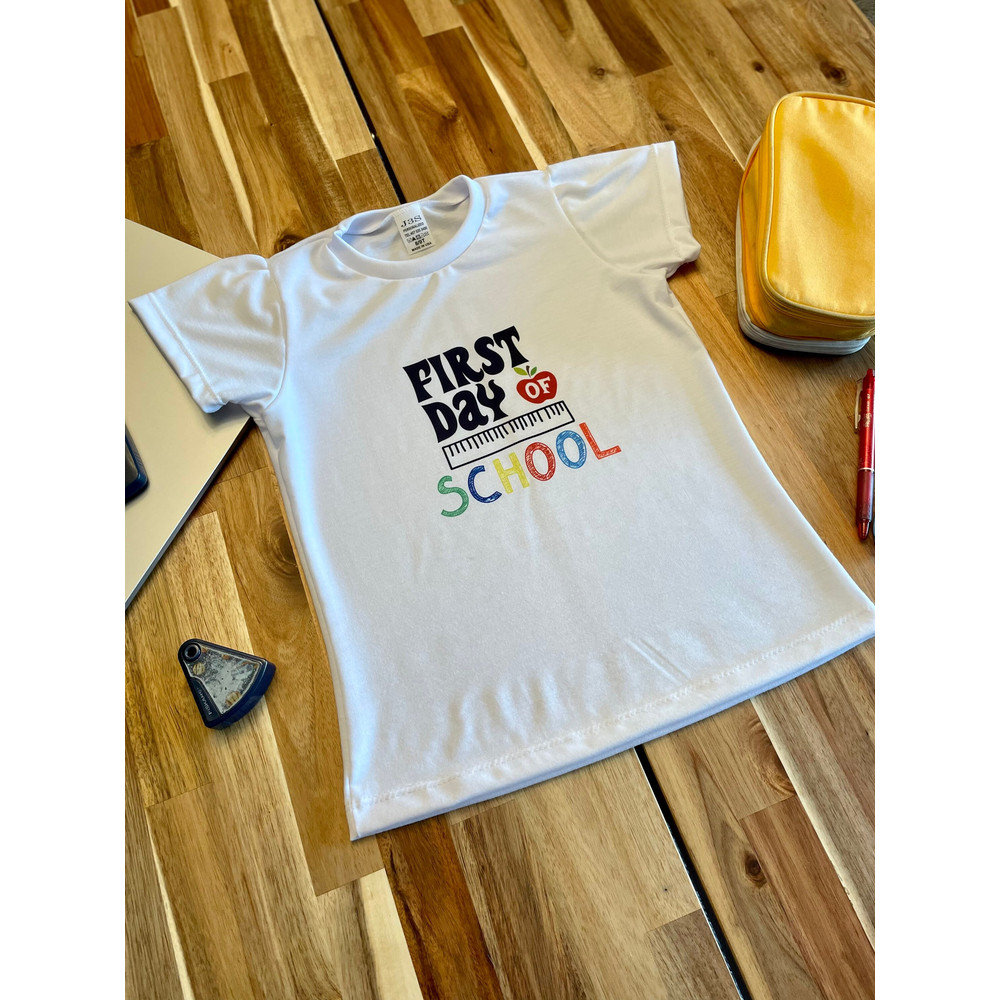 Back to school theme T-shirt, Personalized back to theme, Back to school favors, Back to school personalized T-shirts, Kids personalized - 4.jpg