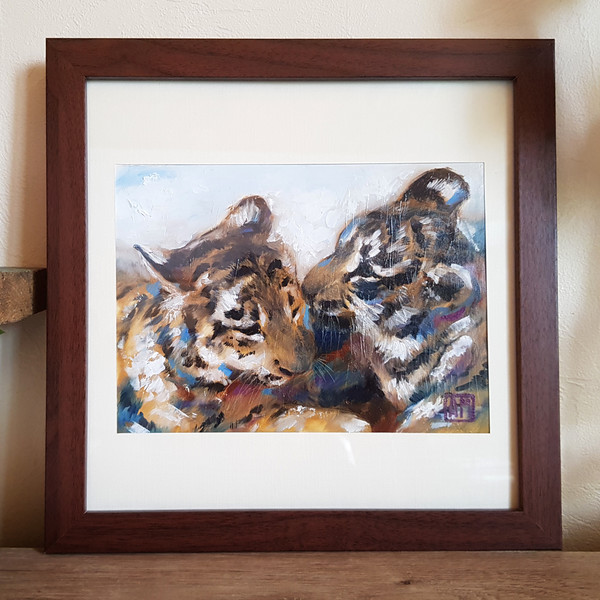 01 Original oil painting in a frame under glass - Tigers 7.2-5.3 in (18.5-13.5 cm)..jpg