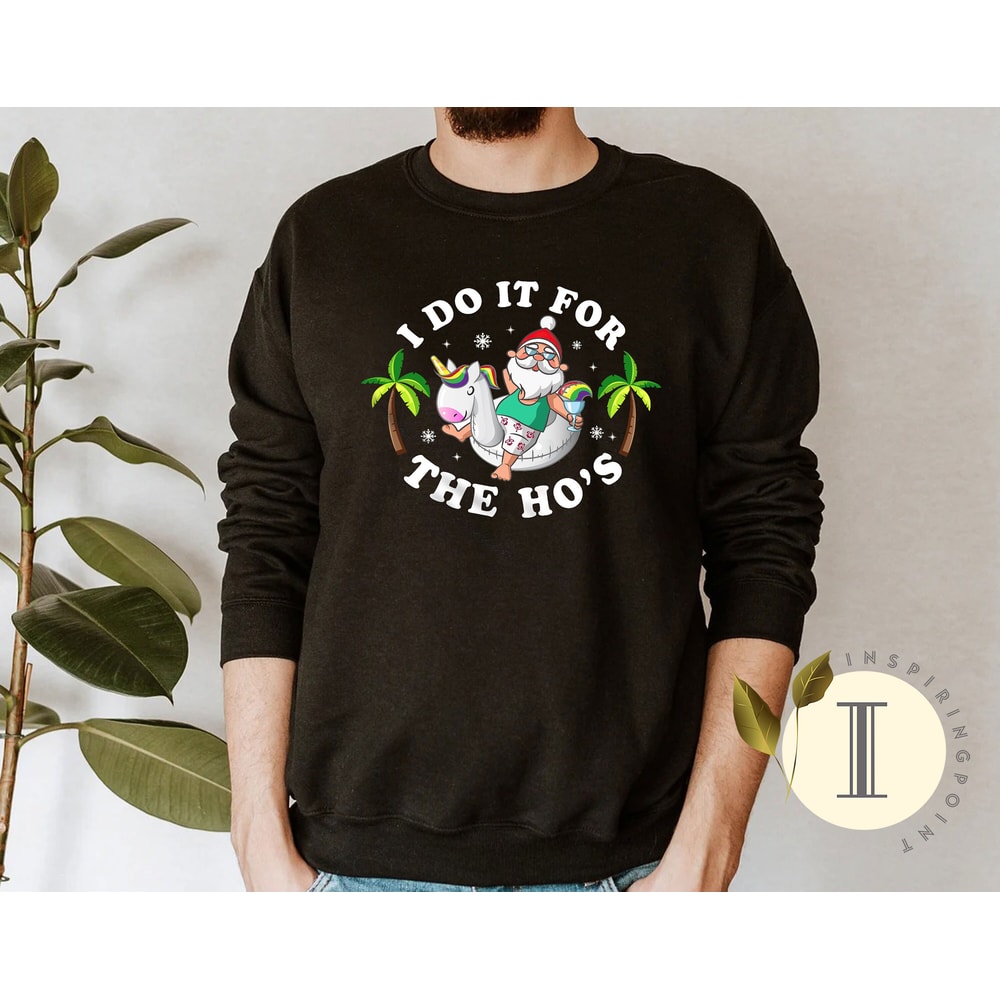 I Do It for the Hos Summer Santa Shirt, Funny Christmas in July Shirt, Beach Christmas Gift, Tropical Christmas Shirt - 4.jpg