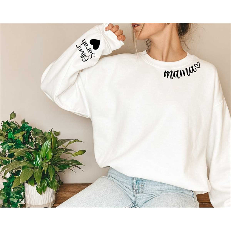 MR-306202314858-personalized-mama-sweatshirt-with-kid-name-on-sleeve-custom-image-1.jpg