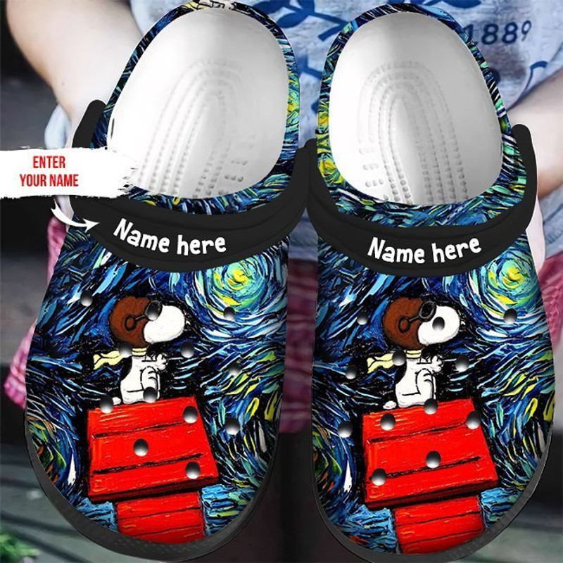 Snoopy Linus Crocs Classic Clog.jpg