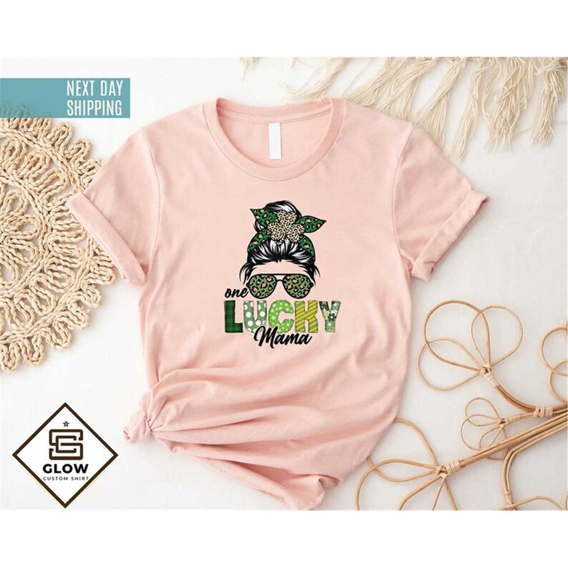 MR-3062023155450-one-lucky-mama-shirt-womens-st-pattys-tee-st-image-1.jpg