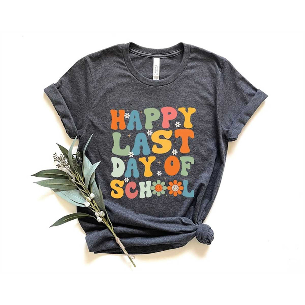 MR-3062023165335-last-day-of-school-teacher-shirts-retro-end-of-year-teacher-image-1.jpg
