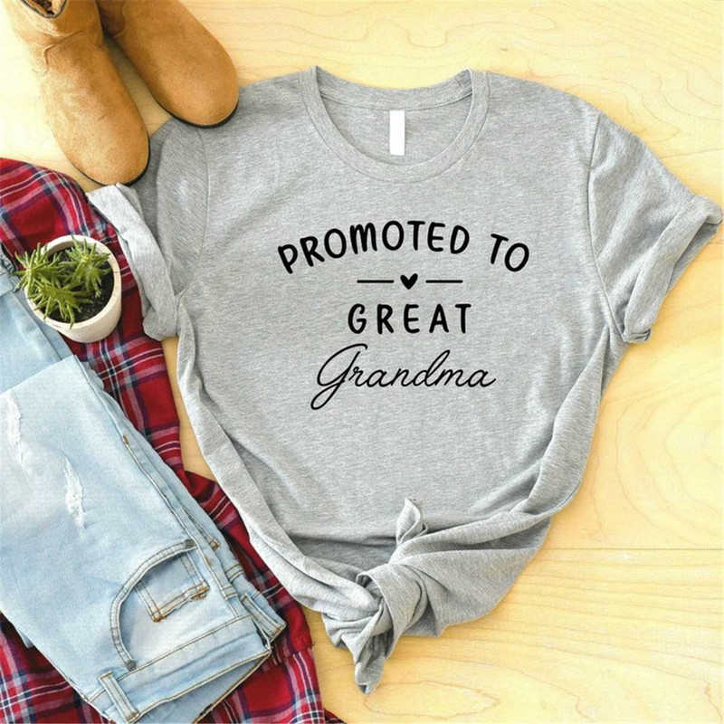 MR-17202315615-promoted-to-great-grandma-shirt-gift-for-grandma-pregnancy-image-1.jpg