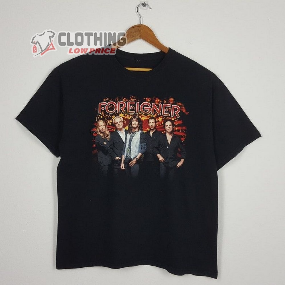 Foreigner-Tour-2023-T-Shirt-Vint.jpg