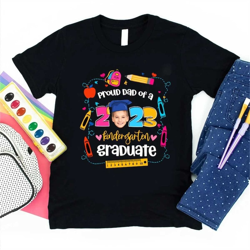 MR-3720231226-personalized-proud-mom-dad-of-a-2023-kindergarten-graduate-image-1.jpg