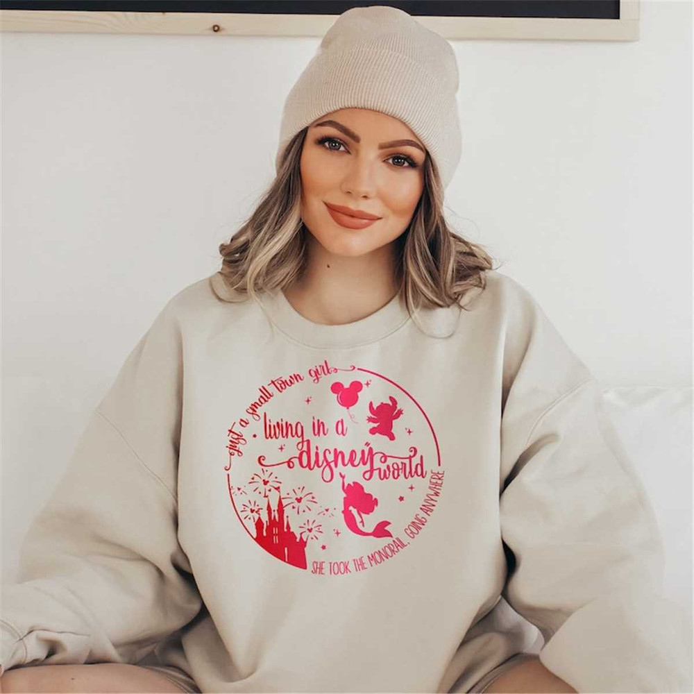 MR-372023143133-disney-sweatshirt-mickey-sweatshirt-disneyland-walt-disney-image-1.jpg
