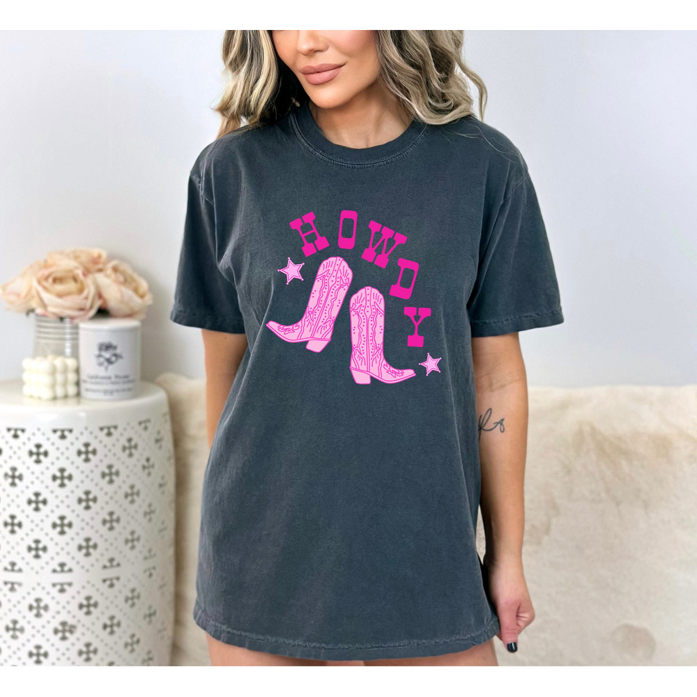 Comfort Retro Howdy Shirt, Vintage Country Girl Shirt, Howdy Cowgirl Shirt, Cowgirl Boots Shirt, Boho Desert Graphic Tee, Country Music Gift - 2.jpg