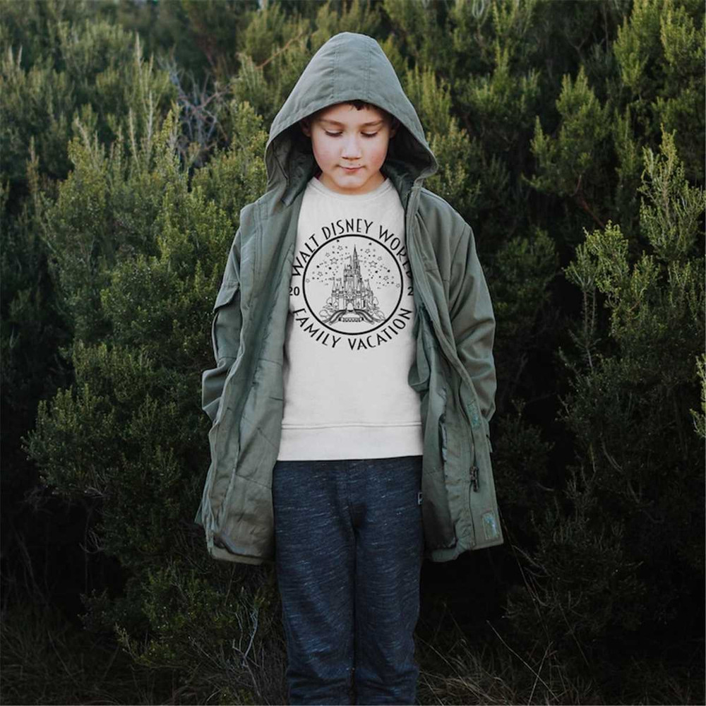 MR-47202382116-disney-vacation-sweaters-magic-kingdom-sweatshirts-kids-image-1.jpg