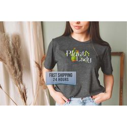 plant lady tshirt, plant shirt, plant lover shirt, plant shirt women, plant mom shirt, funny plant shirt, gift for her,