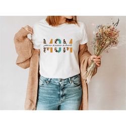 custom mom shirt with kids names, leopard print personalized mom tee, mother's day shirt, custom names mom tshirt, gift