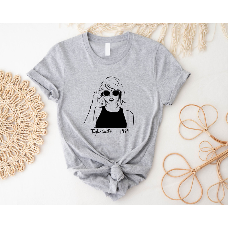 Gift Shirt for 2023 Swiftie Concert Album, 1989 Deluxe Edition Shirt,Fashion Updated Tee,Feeling 22 Seen at the Eras Concert,Fun Music Lover - 2.jpg