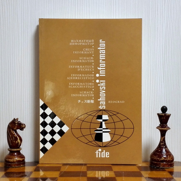chess-informant.jpg