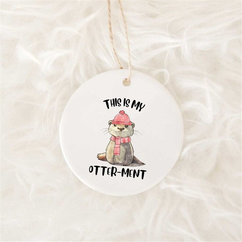 MR-57202310948-otter-ornament-animal-ornament-otter-gifts-circle.jpg