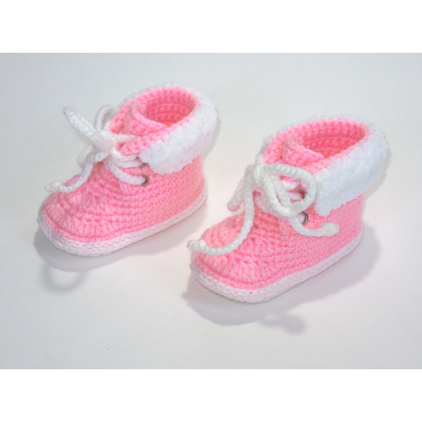 Pink crochet baby boots, Handmade baby shoes, Slippers, Soft baby footwear, Baby shower gift, Gender reveal party gift for baby girl, Newborn gift.JPG