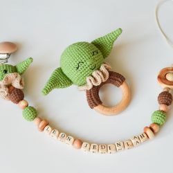 Crochet Baby Yoda rattle and pacifier clip or crochet holder Star Wars hero