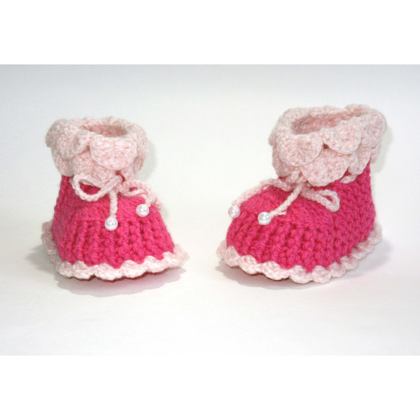 Pink crochet baby booties, Handmade baby shoes, Toddler boots, Slippers, Soft baby footwear, Baby shower gift, Gender reveal party gift for baby girl, Newborn g