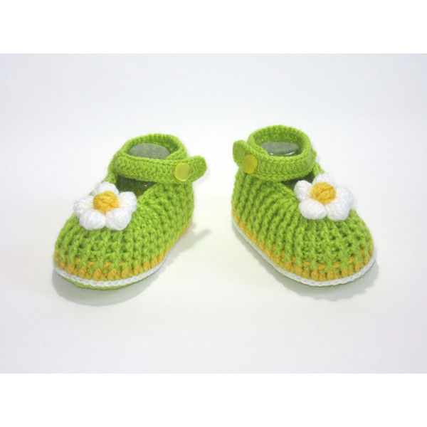 Green crochet baby booties, Handmade baby shoes, Toddler boots, Slippers, Soft baby footwear, Baby shower gift, Gender reveal party gift, Newborn gift idea.JPG