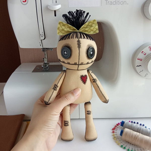creepy-cute-handmade-art-doll