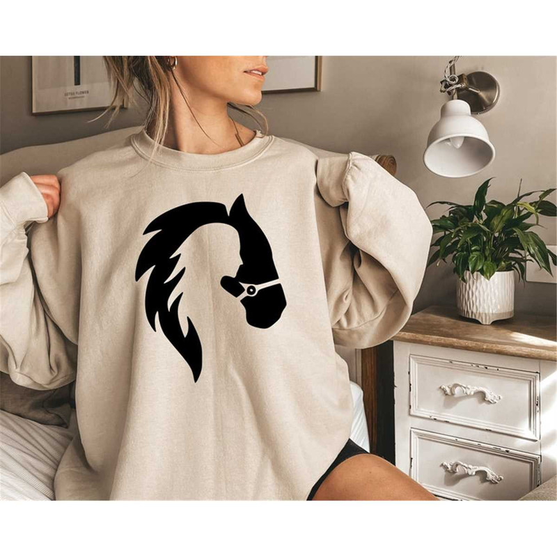 MR-7720238305-women-horse-lover-sweatshirthorse-sweatshirt-love-horses-image-1.jpg