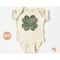 MR-7720239258-baby-onesie-shamrock-irish-kisses-st-patricks-day-shirts-image-1.jpg