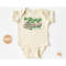 MR-77202391956-baby-onesie-lucky-babe-st-patricks-day-shirts-bodysuit-image-1.jpg