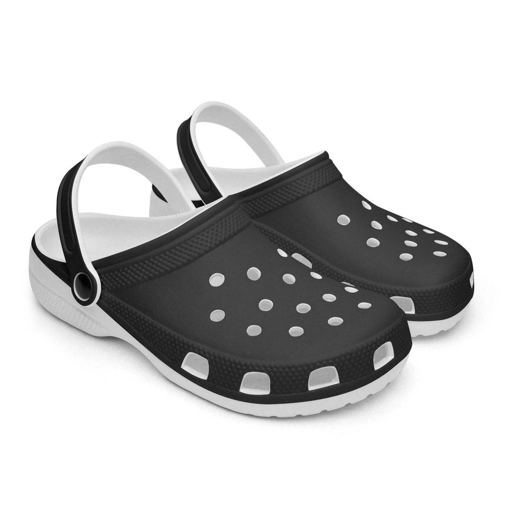 Black Crocs.png