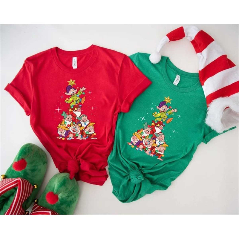 MR-772023134946-seven-dwarfs-shirts-7-dwarfs-christmas-shirt-disney-group-image-1.jpg