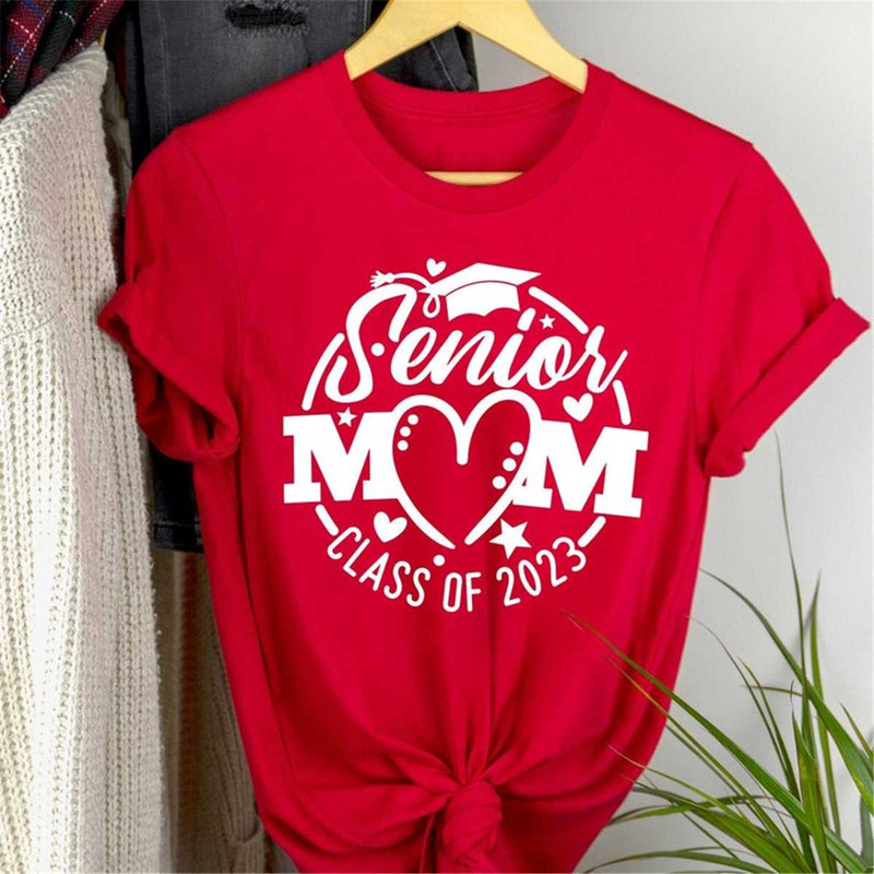 MR-77202314518-senior-mom-2023-shirt-graduation-mom-shirt-class-of-2023-image-1.jpg