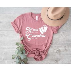 mom est grandma est custom shirt, grandma shirt, mom grandma shirt, pregnancy announcement gift, new grandma shirt, preg