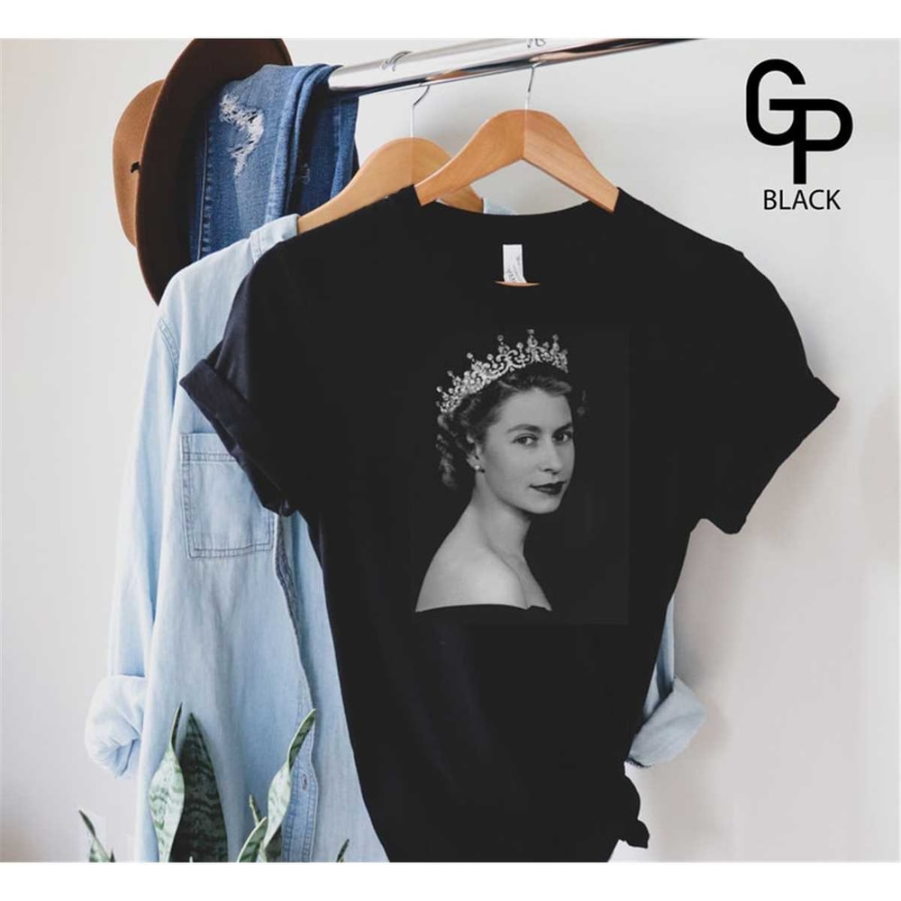 MR-772023152057-queen-elizabeth-ii-shirt-retro-unisex-t-shirt-queen-image-1.jpg