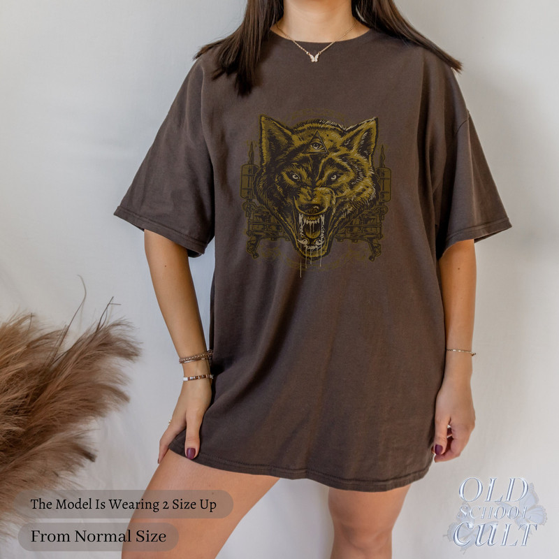 Wolf 90s Vintage Graphic T-Shirt Retro Oversize Unisex Shirt Wolf Graphic Tee Alpha T-Shirt Birthday Gift Cute Tee Wolf Graphic - 5.jpg