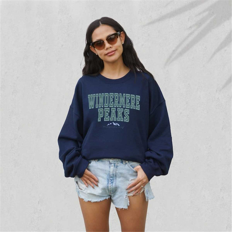 MR-772023163440-lakes-district-windermere-peaks-crewneck-sweatshirt-image-1.jpg