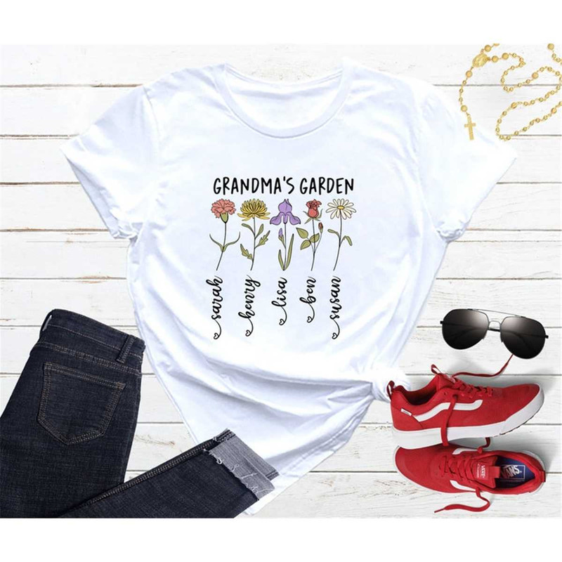 MR-772023171717-personalized-nana-shirt-custom-grandma-shirt-grandkids-names-image-1.jpg